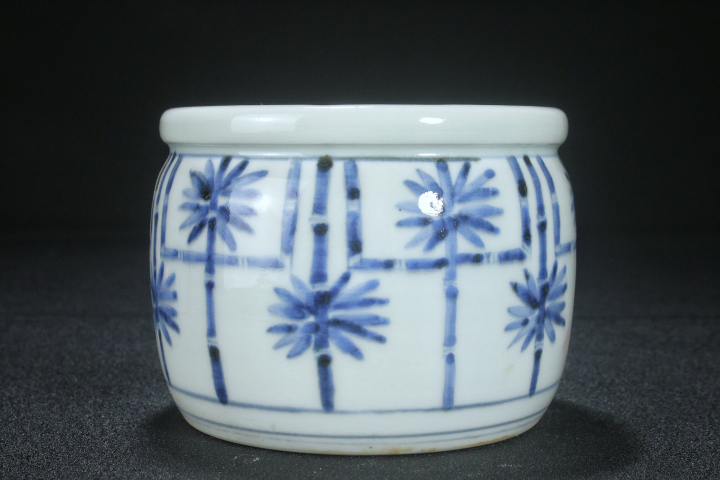 古玩陶瓷晚清·青花花卉爐拍賣,當前價格888元