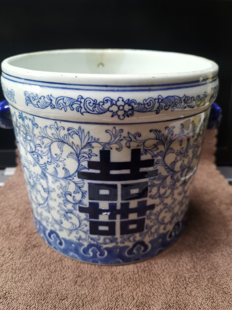 古玩陶瓷民國(guó)，淡描青花花卉紋，雙喜，輔首獅耳爐拍賣(mài)，當(dāng)前價(jià)格1333元