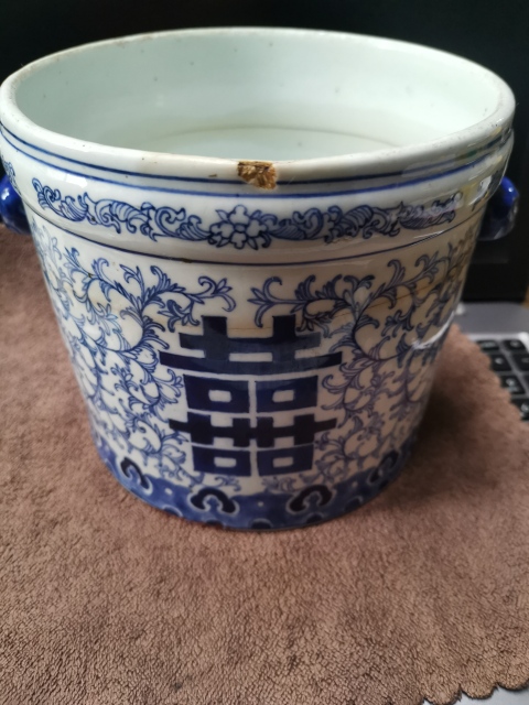 古玩陶瓷民國(guó)，淡描青花花卉紋，雙喜，輔首獅耳爐拍賣(mài)，當(dāng)前價(jià)格1333元