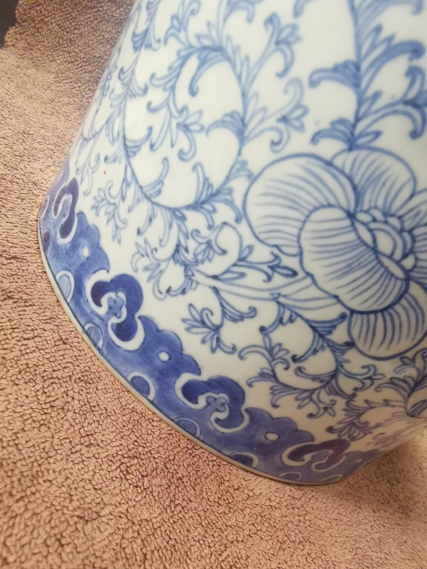 古玩陶瓷民國(guó)，淡描青花花卉紋，雙喜，輔首獅耳爐拍賣(mài)，當(dāng)前價(jià)格1333元