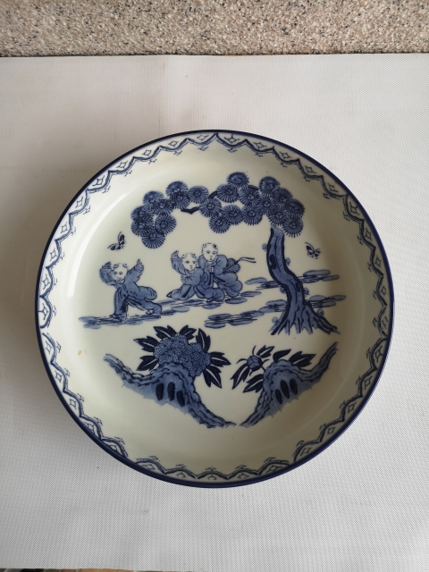 古玩陶瓷六十至八十年代嬰戲紋青花盤拍賣,當(dāng)前價格350元