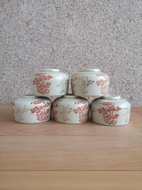 古玩陶瓷六十至八十年代竹紋杯拍賣,當前價格260元
