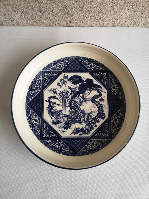古玩陶瓷出口創匯期山水紋青花盤拍賣，當前價格398元