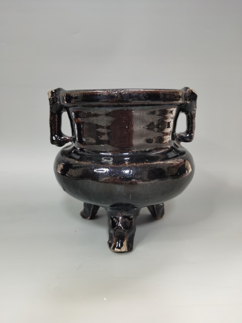 古玩陶瓷元末明初褐釉三足香爐拍賣，當前價格1280元