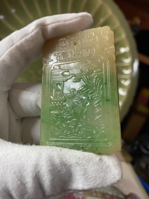 古玩雜項翡翠雕刻子岡牌拍賣，當前價格22000元