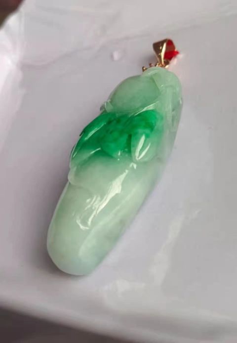 古玩玉器翡翠瓜果天然緬甸翡翠A貨帶陽綠綠翠福瓜拍賣,當前價格3999元