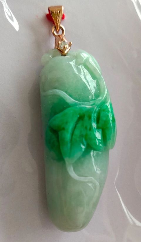 古玩玉器翡翠瓜果天然緬甸翡翠A貨帶陽綠綠翠福瓜拍賣,當前價格3999元