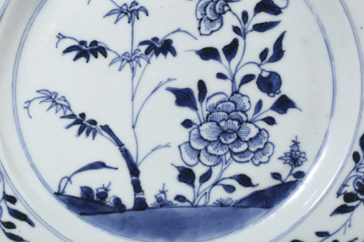 古玩陶瓷清康熙·青花花竹紋盤拍賣,當前價格800元