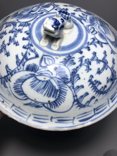 古玩陶瓷【道光】清代道光至咸豐纏枝花卉紋四系粥罐拍賣,當前價格0元