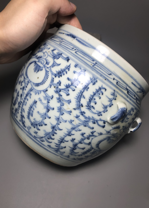 古玩陶瓷【道光】清代道光至咸豐纏枝花卉紋四系粥罐拍賣,當前價格0元