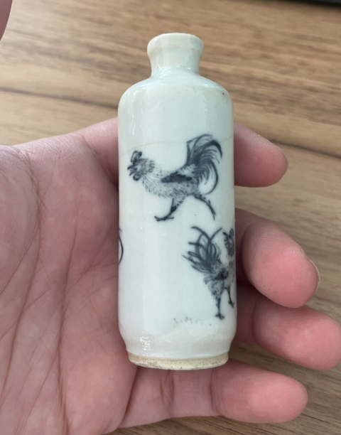 古玩陶瓷晚清大雞圖青花鼻煙壺拍賣，當前價格2500元