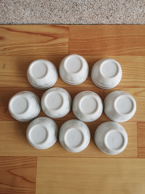 古玩陶瓷出口創(chuàng)匯期白釉杯拍賣，當前價格298元
