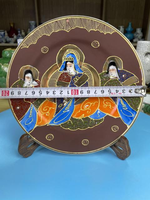 古玩陶瓷民國 精品料彩描真金菩薩人物紋盤拍賣，當前價格480元
