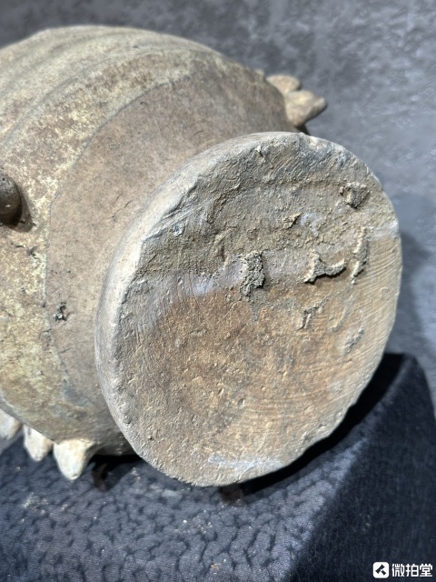 古玩陶瓷宋代邛崍窯醬釉多角蓋罐拍賣,當(dāng)前價(jià)格2390元