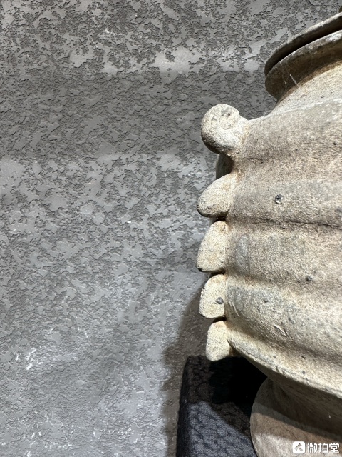 古玩陶瓷宋代邛崍窯醬釉多角蓋罐拍賣,當(dāng)前價(jià)格2390元