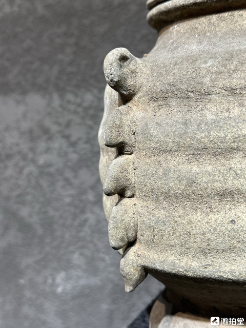 古玩陶瓷宋代邛崍窯醬釉多角蓋罐拍賣,當(dāng)前價(jià)格2390元