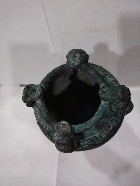 古玩雜項銅聚寶盆拍賣，當(dāng)前價格488元