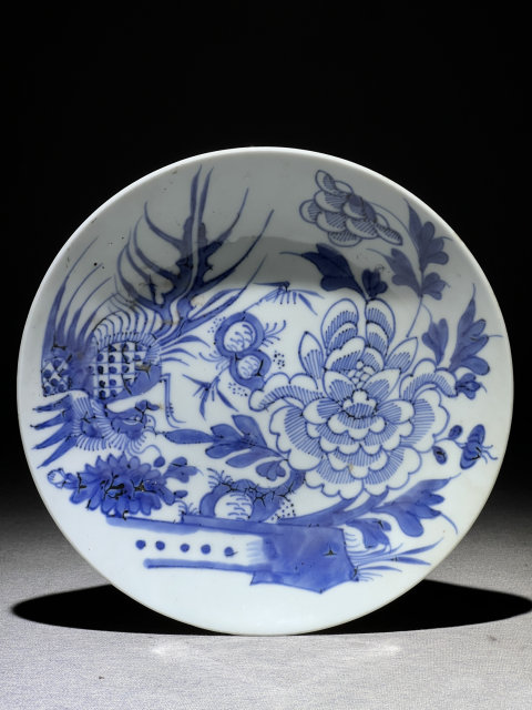 古玩陶瓷清中早·青花鳳凰牡丹紋盤真品鑒賞圖