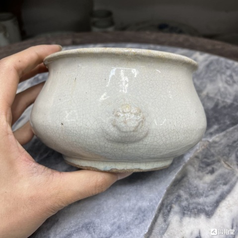 古玩陶瓷民國哥釉獅耳爐拍賣,當前價格900元