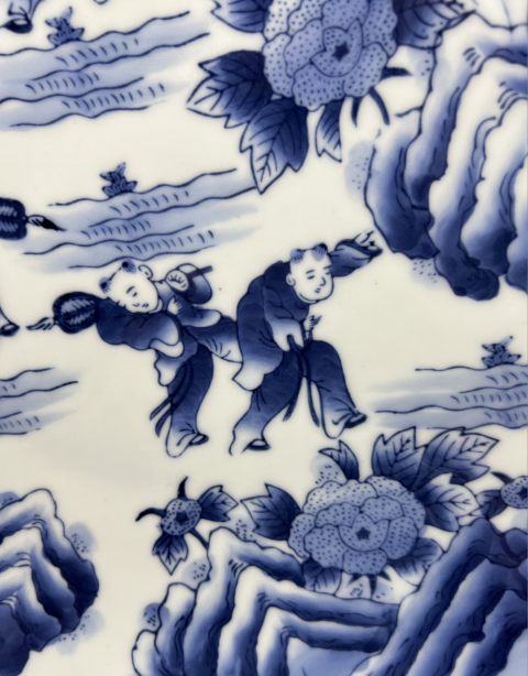 古玩陶瓷昭和時期嬰戲紋青花盤拍賣,當前價格999元