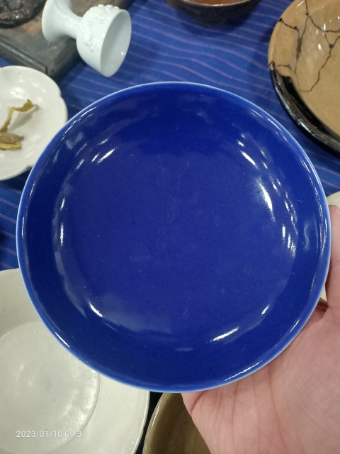 古玩陶瓷光緒官窯祭藍釉盤拍賣，當前價格78888元