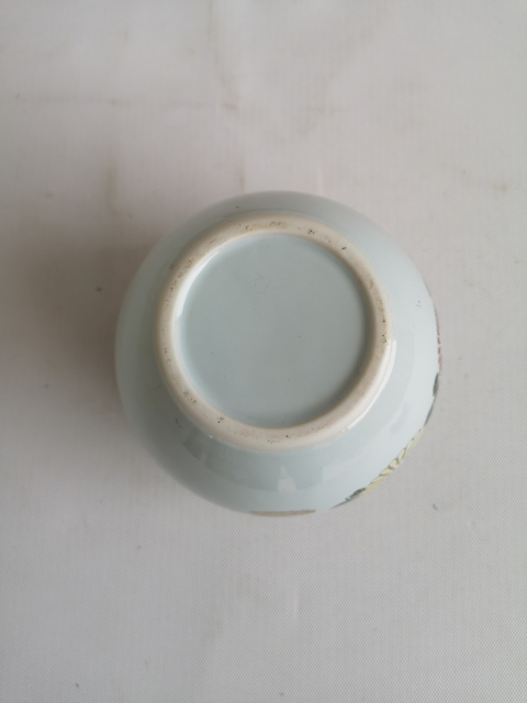 古玩陶瓷解放初期花卉紋罐拍賣,當前價格220元
