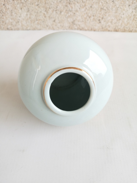 古玩陶瓷解放初期花卉紋罐拍賣,當前價格220元