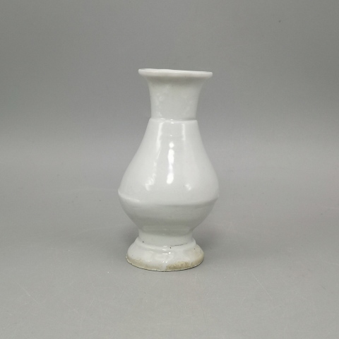 古玩陶瓷清早期白釉玉壺春瓶拍賣，當前價格580元