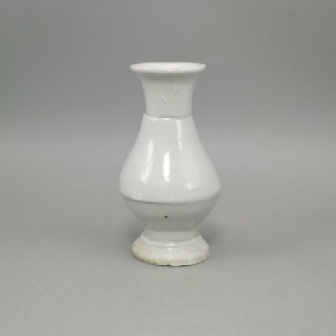 古玩陶瓷清早期白釉玉壺春瓶拍賣，當前價格580元