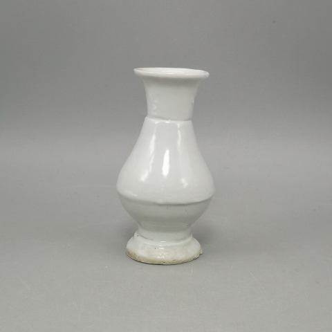 古玩陶瓷清早期白釉玉壺春瓶拍賣，當前價格580元