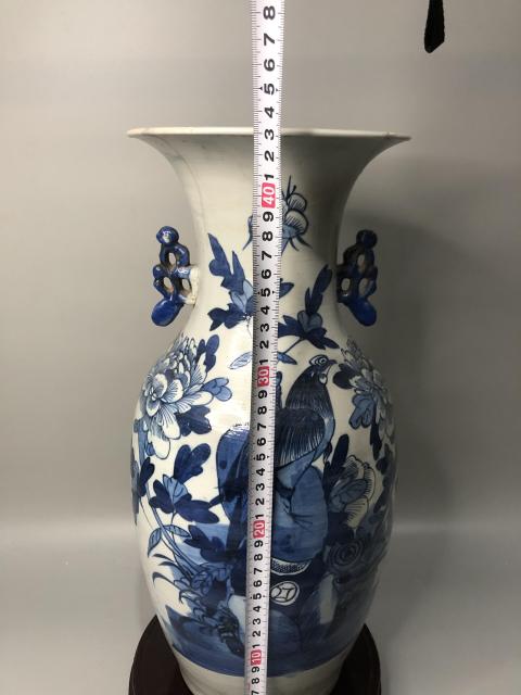 古玩陶瓷青花錦雞牡丹雙耳瓶拍賣,當前價格500元