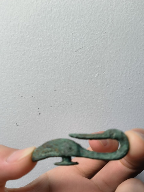 古玩雜項【實物保真】漢代.* 銅回頭鴨袖鉤拍賣，當前價格9999元