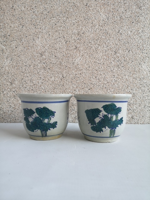古玩陶瓷六十至八十年代花卉紋青花加彩花盆拍賣,當(dāng)前價格298元