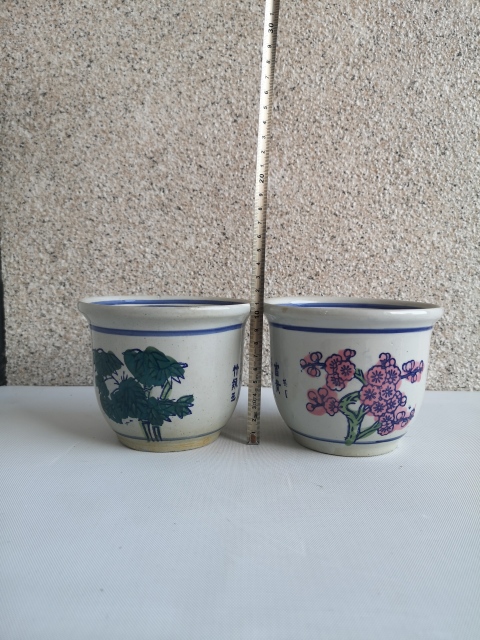 古玩陶瓷六十至八十年代花卉紋青花加彩花盆拍賣,當(dāng)前價格298元
