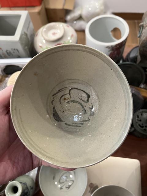 古玩陶瓷明代晚期海水法螺紋青花碗拍賣,當前價格299元
