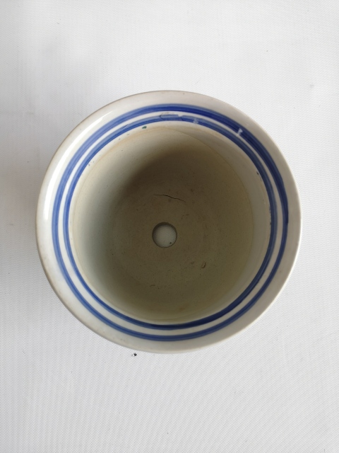 古玩陶瓷六十至八十年代花卉紋青花加彩花盆拍賣,當(dāng)前價格298元
