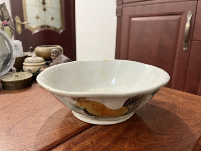 古玩陶瓷民國大雞圖彩繪碗拍賣,當前價格199元