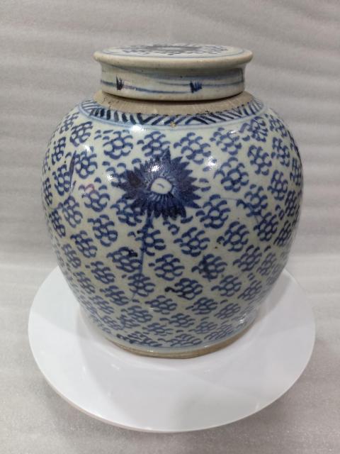 古玩陶瓷青花鳳眼紋蓋罐拍賣，當(dāng)前價(jià)格1888元