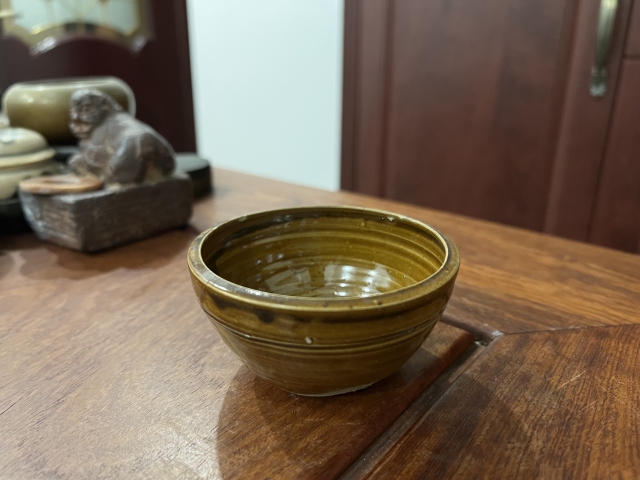 古玩陶瓷明末清初褐釉杯拍賣,當前價格199元