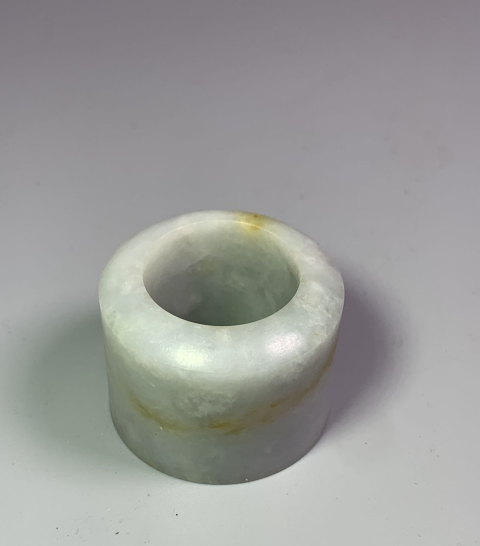 古玩玉器清代天然翡翠素紋扳指拍賣,當前價格2980元