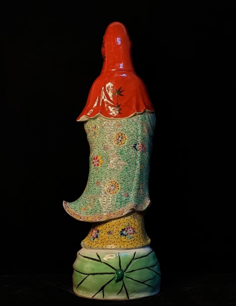 古玩陶瓷民國(guó)晚期至出口創(chuàng)匯送子觀音粉彩瓷塑拍賣，當(dāng)前價(jià)格189650元