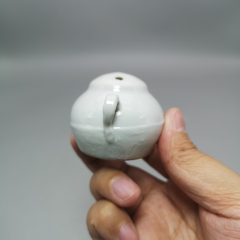 古玩陶瓷白釉水注拍賣,當前價格800元