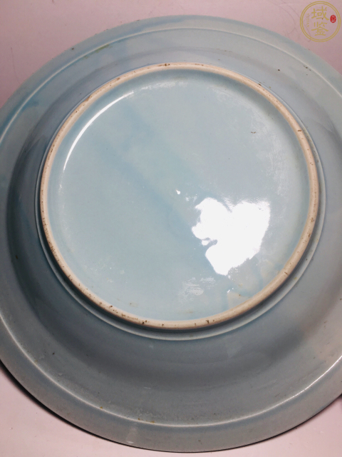 古玩陶瓷粉青釉蓮瓣團花紋折腰大盤拍賣,當前價格0元