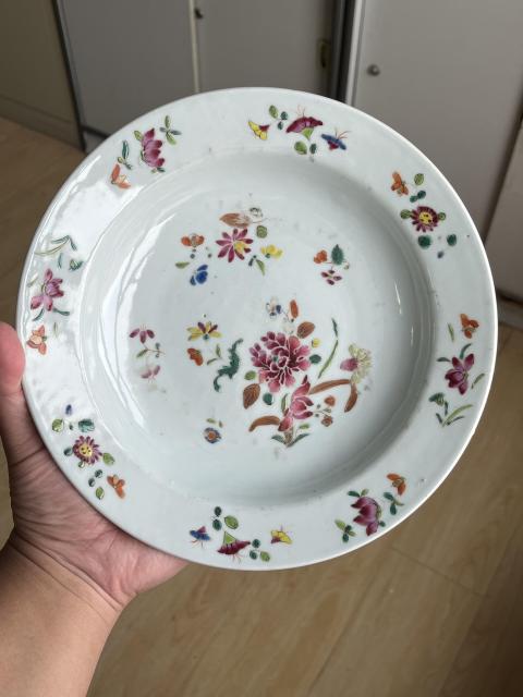 古玩陶瓷清代雍正至乾隆花卉紋粉彩盤拍賣，當(dāng)前價(jià)格1800元