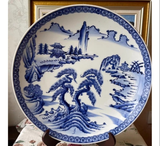 古玩陶瓷精美民國大正時期山水紋青花大盤拍賣,當(dāng)前價格480元