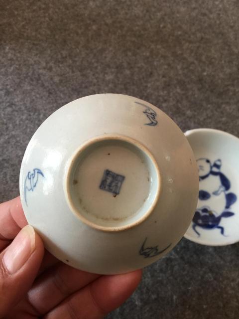 古玩陶瓷清代中晚期連年有余青花盤一對拍賣，當(dāng)前價格666元