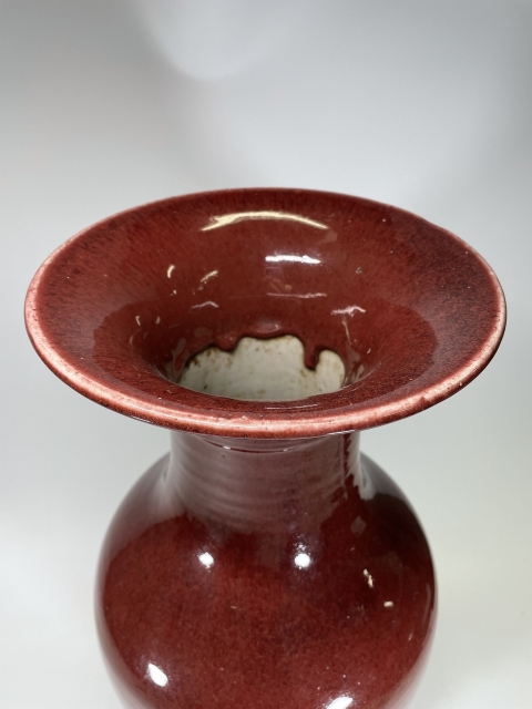 古玩陶瓷紅釉瓶拍賣,當前價格26000元