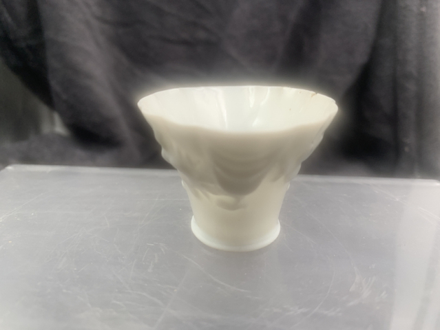 古玩陶瓷晚清民國(guó)德化窯白釉龍紋杯拍賣，當(dāng)前價(jià)格1888元