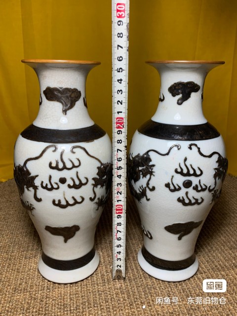 古玩陶瓷哥釉***雙龍戲珠紋瓶拍賣,當(dāng)前價格12888元
