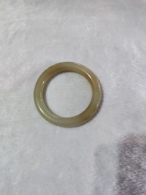 古玩雜項和田玉手鐲拍賣,當前價格8888元